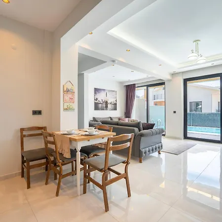 Villa Cay *